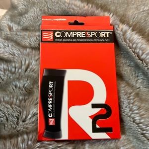 Compressport R2 race and recovery calf sleeves
